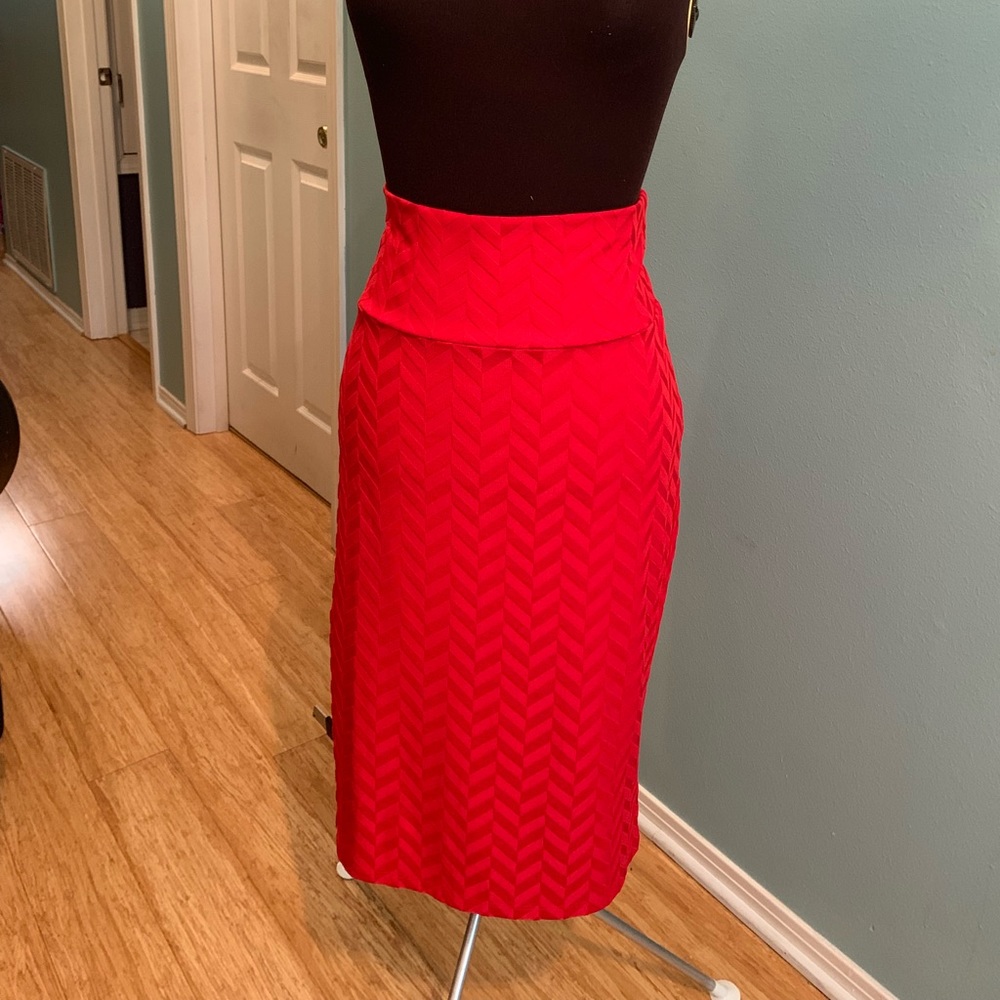 Lularoe Cassie pencil skirt 2XL red chevron NWOT